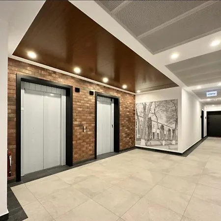 Apartment Stylish 2-room Near Train Station