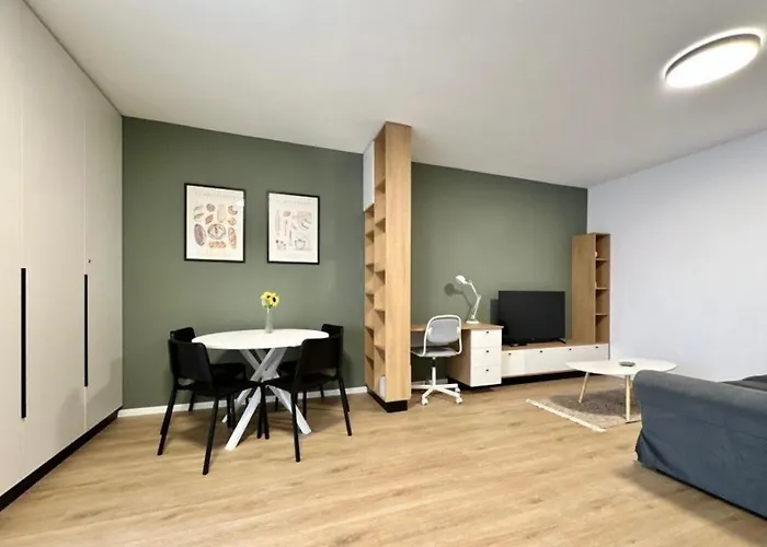 Apartment Stylish 2-room Near Train Station Cluj-Napoca